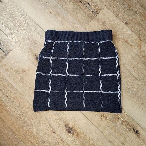 Sweater Skirt Womens Large Blue White Check Mini Knit Stretch Layer Cozy Potter - Picture 5 of 8